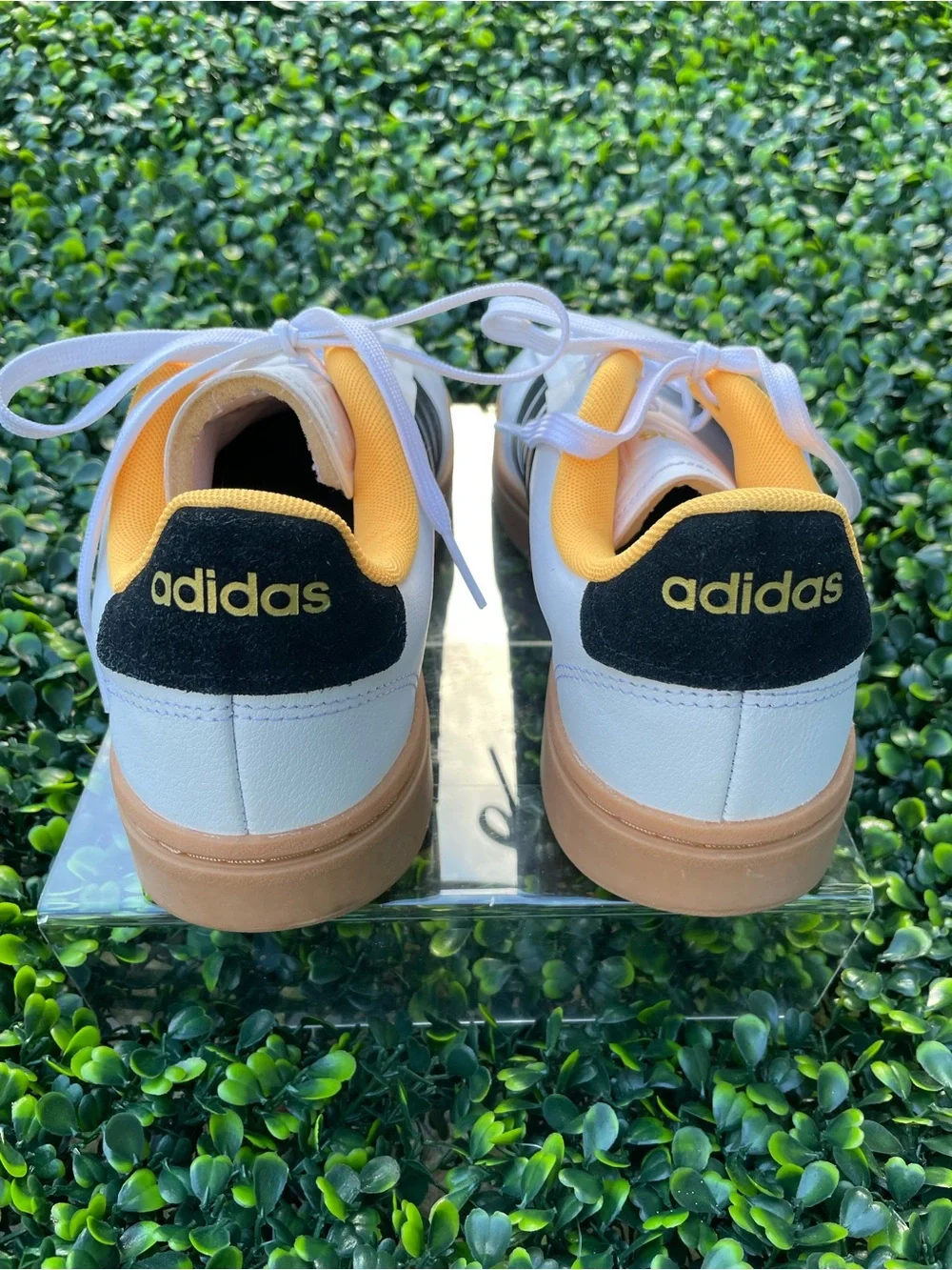 adidas White Sneakers with Black Stripes and Yellow Lining, size 7.5